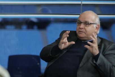  PORTO ALEGRE, RS, BRASIL - 24-06-2015 - Entrevista na Arena do Grêmio com presidente Romildo Bolzan, com Wianey Carlet, Leonardo Oliveira, Luiz Zini Piteres e Diogo Oliver.(FOTO: CARLOS MACEDO/AGÊNCIA)