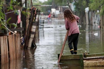  PORTO ALEGRE, RS, BRASIL, 10-10-2015: Ilha dos Martinheiros. Nível do Guaíba atinge 2,48 metros na Capital e provoca alagamentos.  (Foto: Carlos Macedo/Agência RBS)