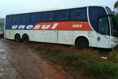 Ônibus é assaltado no noroeste do Estado. 