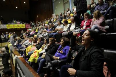  PORTO ALEGRE, RS, BRASIL, 13/10/2015- Prevista votação de mprojetos que alteram o limite para RPVs. (FOTO: FÉLIZ ZUCCO/ AGENCIA RBS).