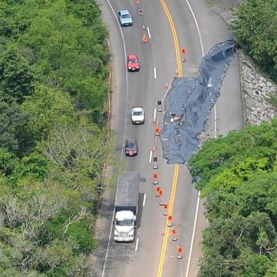  SANTA MARIA, RS, BRASIL, 14/10/2015 - Fotos aéreas de Santa Maria atingida pela chuva. Serra, Br-158 (FOTO JEAN PIMENTEL / AGÊNCIA RBS)