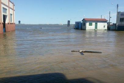 Lagoa, cheia, patos, hidroviária, rdgol