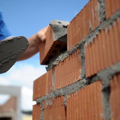  CAXIAS DO SUL, RS, BRASIL 28/10/2015Baixa performance da construção civil no ano em Caxias do Sul. (Felipe Nyland/Agência RBS)Indexador: Felipe Nyland                   