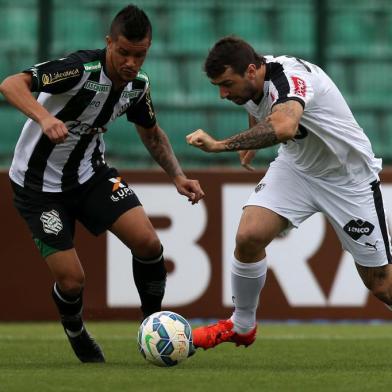  FLORIANÓPOLIS, SC, BRASIL 09/11/2015.ESPORTE: Figueirense X Atlético no estádio Orlando Scarpelli jogo pela 34ª rodada do Brasileirão 2015.