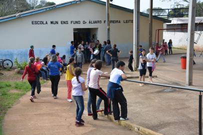 Escola isolada por causa do mormo