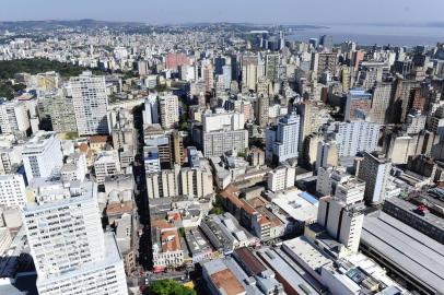  PORTO ALEGRE, RS, BRASIL, 14/09/2015- Fotografias áereas mostram o Centro de Porto Alegre. (FOTO: RONALDO BERNARDI/ AGENCIA RBS)