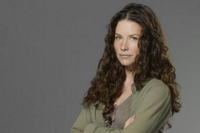 Evangeline Lilly é Kate Austen, personagem da 6ª temporada de lost