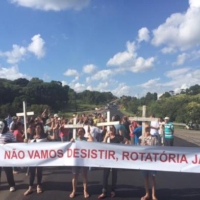 Protesto na RS-122 em Caxias (Pedancino)