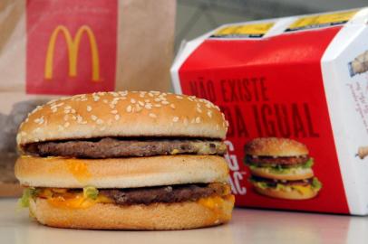  guerra dos preços em redes de lanchonetes fast food...big mac                        