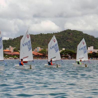 Rio Grande do Sul conquista o título brasileiro de vela Optimist por equipes