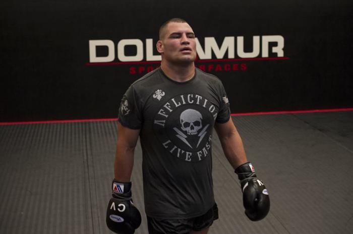 Cain Velasquez / Divulgação