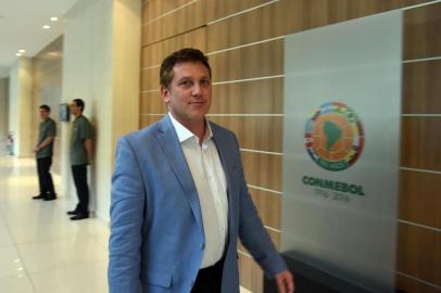  APF president and candidate to the presidency of the CONMEBOL, Alejandro Dominguez arrives to a meeting with the CONMEBOL executive committee, in Luque, Paraguay, on January 25, 2016.     AFP PHOTO / NORBERTO DUARTE / AFP / NORBERTO DUARTEEditoria: SPOLocal: LUQUEIndexador: NORBERTO DUARTESecao: soccerFonte: AFPFotógrafo: STR