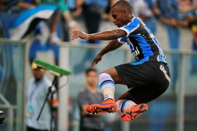  PORTO ALEGRE,RS, BRASIL, 15-04-2015:Copa do Brasil - 1ª Fase (Jogo de volta) Grêmio x Campinense-PB na arena do Grêmio.(FOTO:FERNANDO GOMES/AGÊNCIA)Jogador Lincoln faz o segundo gol, Grêmio 2x0 Campinense-PB