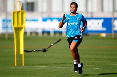 Henrique Almeida - treino - Grêmio