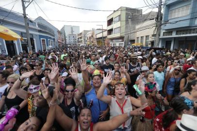  PORTO ALEGRE - BRASIL - Carnaval de Rua na Cidade Baixa em Porto Alegre.(FOTO: LAURO ALVES)