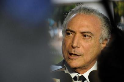 BRAZIL - IMPEACHMENT - MICHEL TEMER

Brazil's vice President Michel Temer talks with the press in Brasilia, on April 11, 2016.
Temer -- who would take over if Dilma Rousseff is impeached -- on Monday accidentally released the speech he'd give to the nation if she were forced to stand aside, reports said. / AFP PHOTO / ANDRESSA ANHOLETE

Editoria: POL
Local: Brasília
Indexador: ANDRESSA ANHOLETE
Secao: government
Fonte: AFP
Fotógrafo: STR