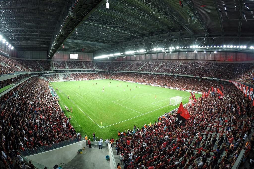 Jogos de futebol em Curitiba poderão ter 100% da capacidade de