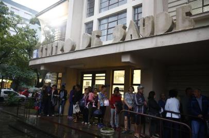  

PORTO ALEGRE, RS, BRASIL - 25-04-2016 - Vacinação contra gripe posto de saúde modelo. (FOTO: ADRIANA FRANCIOSI/AGÊNCIA RBS)