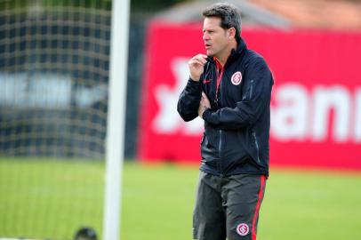  PORTO ALEGRE, RS, BRASIL - 06-05-2016 - Treino do Inter no CT Parque Gigante. Técnico Argel. (FOTO: FERNANDO GOMES/AGÊNCIA RBS)