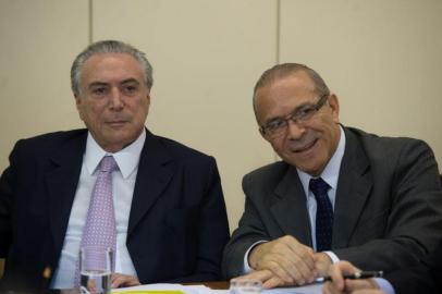 Vice-presidente Michel Temer e ministro da Aviação Civil, Eliseu Padilha