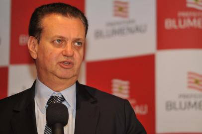  Blumenau-sc-Brasil-23/07/2015 Ministro  Gilberto Kassab das Cidades vai anunciar a liberação de R$ 10 milhões para obras de pavimentação