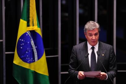  : BRASÍLIA, DF, BRASIL 11/05/2016 - Sessão no Senado , decisão do Impeachment da presidente Dilma Rousseff. Na foto: Fernando Collor de Melo. (FOTO: DIEGO VARA/AGÊNCIA RBS).