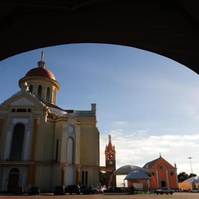  CAXIAS DO SUL, RS, BRASIL (25/05/2016) Santuário de Carvaggio 2016. Reportagem verifica a instalação da estrutura para receber os romeiros.   (Roni Rigon/Pioneiro)