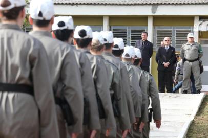  O Comando Geral da Brigada Militar promove a recepção aos novos policiais militares aprovados no último concurso na sede da Academia de Polícia Militar. A solenidade  teve a presença do secretário de Segurança Pública, Wantuir Jacini, e do comandante-geral da BM, coronel Alfeu Freitas Moreira.