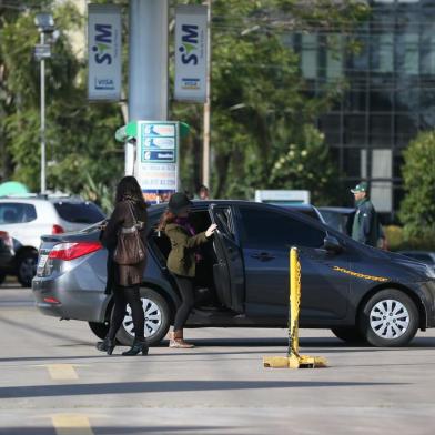  PORTO ALEGRE, RS, BRASIL 07/06/2016 - ZH faz teste com WillGo, novo concorrente do Uber, Uber e táxi. (FOTO: LAURO ALVES/AGÊNCIA RBS).