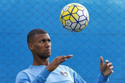  PORTO ALEGRE, RS, BRASIL - 17-06-2016 - Jogador Walace do Grêmio (FOTO: ADRIANA FRANCIOSI/AGÊNCIA RBS)