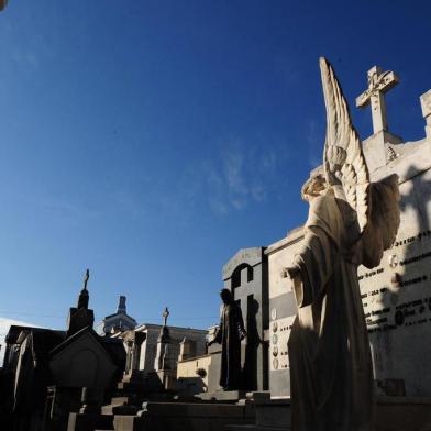  CAXIAS DO SUL, RS, BRASIL (15/06/2016) Grupo L Formolo.  Matéria Especial sobre funerárias caxienses. NA FOTO, cemitério público de Caxias do Sul (Roni Rigon/Pioneiro)