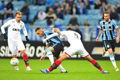  PORTO ALEGRE, RS, BRASIL 23/06/2016 - O Grêmio enfrenta o Vitória agora a noite, na Arena. O jogo é válido pela décima rodada do Campeonato Brasileiro. (FOTO: LAURO ALVES/AGÊNCIA RBS).