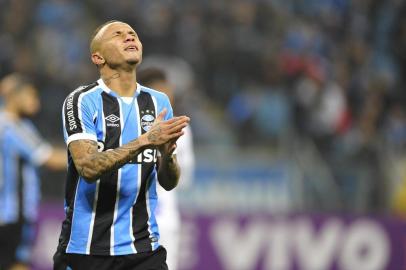  PORTO ALEGRE, RS, BRASIL - 29/06/2016 : Grêmio enfrenta o Santos na Arena, em Porto Alegre, pela 12ª rodada do Campeonato Brasileiro 2016, o Brasileirão. (FOTO: FERNANDO GOMES/AGÊNCIA RBS, Editoria Esporte)