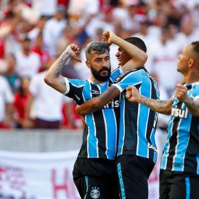  PORTO ALEGRE, RS, BRASIL 03/07/2016 - Inter e Grêmio se enfretam no Gre-Nal 410, no Estádio Beira-Rio pela 13ª rodada do Brasileirão. (FOTO: LUCAS UEBEL/DIVULGAÇÃO).Indexador: Lucas Uebel