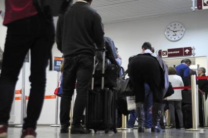  CAXIAS DO SUL, RS, BRASIL, 15/07/2016 - Aeroporto Regional Hugo Cantergiani, em Caxias do Sul, aumentou o número de passageiros desde maio. Hoje, são cerca de 20 mil passageiros por mês. 5 mil a mais do que no ano passado. (MARCELO CASAGRANDE/AGÊNCIA RBS)