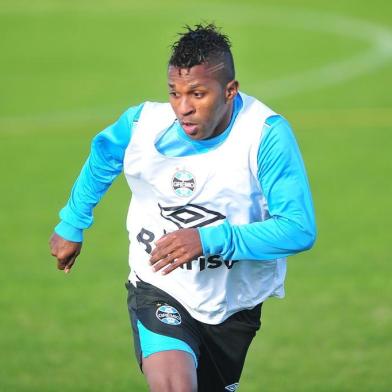  PORTO ALEGRE, RS, BRASIL, 20-07-2016: Jogador Miller Bolaños. Grêmio treina no CT Luiz Carvalho.(CARLOS MACEDO/AGÊNCIA RBS)