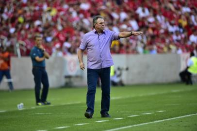  PORTO ALEGRE, RS, BRASIL ¿ 16-11-2014 - Jogo entre Inter e Goiás no estádio Beira Rio pela 34ª Rodada do Brasileirão, técnico Abel Braga (FOTO: MARCELO OLIVEIRA/AGÊNCIA RBS)