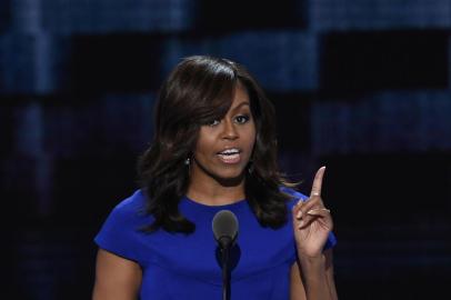  US First Lady Michelle Obama speaks during Day 1 of the Democratic National Convention at the Wells Fargo Center in Philadelphia, Pennsylvania, July 25, 2016. SAUL LOEB / AFPEditoria: POLLocal: PhiladelphiaIndexador: SAUL LOEBSecao: governmentFonte: AFPFotógrafo: STF