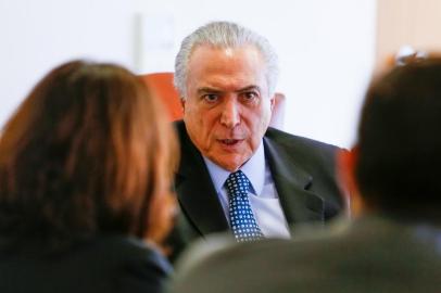 Presidente interino Michel Temer concede entrevista para veículos da RBS em Brasília. Carolina Bahia e Guilherme Mazui