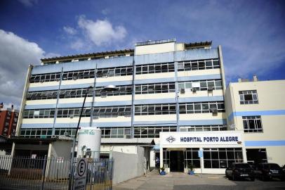  PORTO ALEGRE/RS/BRASIL-Hospital Porto Alegre Dívidas com fornecedores e atraso na renovação de convênio com a prefeitura podem levar ao fechamento da instituição  ( Marcelo Oliveira - Diário Gaúcho).