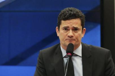 Na Câmara, Sergio Moro elogia projeto anticorrupção. 