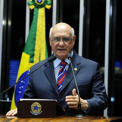 PlenÃ¡rio do Senado durante sessÃ£o deliberativa extraordinÃ¡ria que decidirÃ¡ pela aprovaÃ§Ã£o ou rejeiÃ§Ã£o do relatÃ³rio favorÃ¡vel Ã  admissibilidade do processo de impeachment da presidente Dilma Rousseff.Em peonunciamento,  senador Lasier Martins (PDT-RS).Foto: Moreira Mariz/AgÃªncia Senado