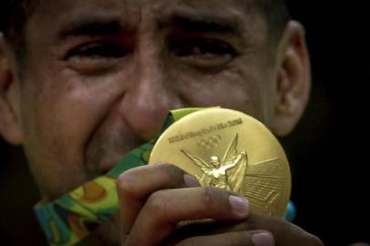  RIO DE JANEIRO, RJ, BRASIL, 21-08-2016. A Seleção brasileira de vôlei masculino ganhou a medalha de ouro após vencer a equipe da Itália por 3x0.