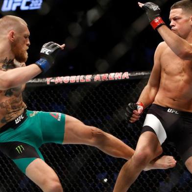 UFC 202: Diaz v McGregor 2

LAS VEGAS, NV - AUGUST 20: Conor McGregor (L) kicks Nate Diaz during their welterweight rematch at the UFC 202 event at T-Mobile Arena on August 20, 2016 in Las Vegas, Nevada.   Steve Marcus/Getty Images/AFP

Editoria: SPO
Local: Las Vegas
Indexador: Steve Marcus
Fonte: GETTY IMAGES NORTH AMERICA
Fotógrafo: STR