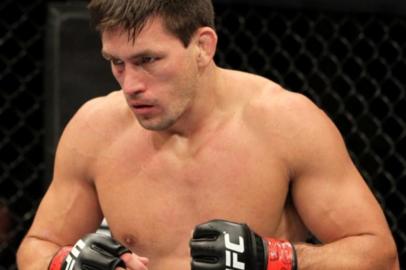  O brasileiro Demian Maia enfrentará o norte-americano Chris Weidman no sábado no UFC