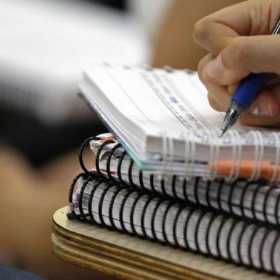  PORTO ALEGRE RS, BRASIL 03/01/2014 - Estudantes se preparam para a maratona de provas do vestibular da UFRGS. A Universidade anuncia mudanças para a próxima edição do concurso, em 2015.(FOTO:GUILHERME SANTOS/ESPECIAL)