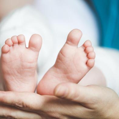  FLORIANÓPOLIS, SC ,BRASIL, 02-09-2016 - Teste do pezinho, feito em bebês recém-nascidos, atrasam até 6 meses em Florianópolis. O case é Ingrid Bezerra, com o filho Vinícius.