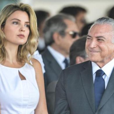 Desfile militar de 7 de Setembro em Brasília. Na foto, ao centro, Marcela Temer e o presidente Michel Temer. O presiden te não está usando a tradicional Faixa Presidencial. Temer se posicionou na tribuna onde estavam os presidentes do Supremo Tribunal Federal (STF), Ricardo Lewandowski, e da Câmara dos Deputados, Rodrigo Maia. Esse é o primeiro evento público de Michel Temer desde que assumiu a presidência da República. 