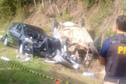 Colisão entre três carros deixa um morto e dois feridos em Morro Redondo, RDGOL