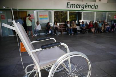  PORTO ALEGRE, RS, BRASIL, 28-09-2016: Emergência lotada no Hospital de Clínicas em Porto Alegre (FOTO FÉLIX ZUCCO/AGÊNCIA RBS, Editoria de Notícias).